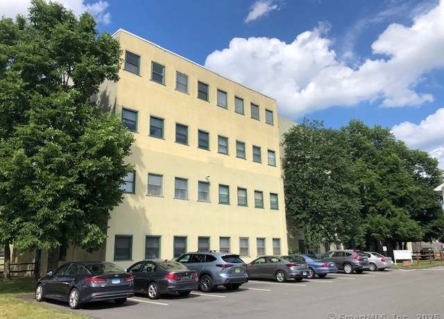 Property at 452 Judd Sq #452, Wallingford, CT 06492, 1 bed, 1 bath