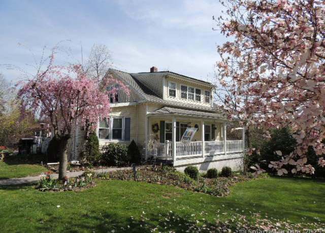 Property at 2081 Hartford Tpke, North Haven, CT 06473, 4 beds, 3 baths