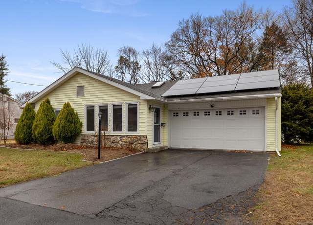 Property at 78 Green Manor Dr, East Hartford, CT 06118, 3 beds, 1 bath