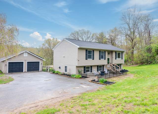 Property at 278 Snake Meadow Rd, Plainfield, CT 06354, 3 beds, 1 bath