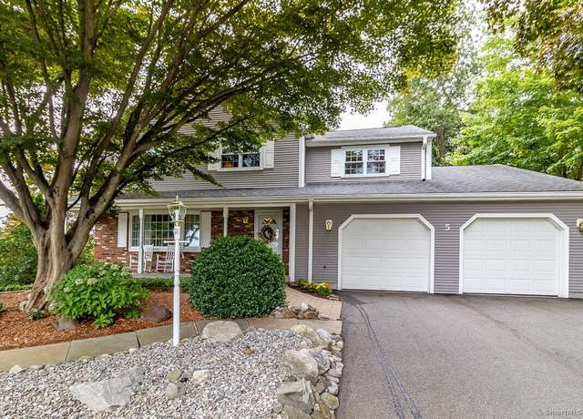 Property at 5 Coachmen Ln, Newington, CT 06111, 4 beds, 2.5 baths