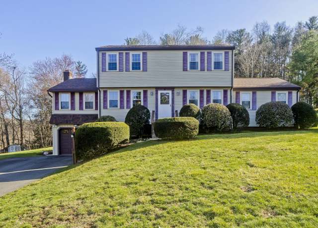 Property at 13 Blueberry Cir, Ellington, CT 06029, 5 beds, 2.5 baths