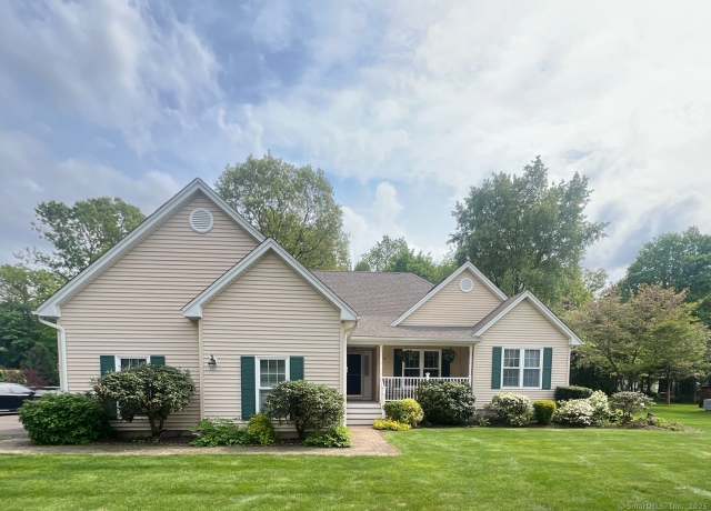 Property at 45 Kuhr Dr, Southington, CT 06489, 4 beds, 3 baths