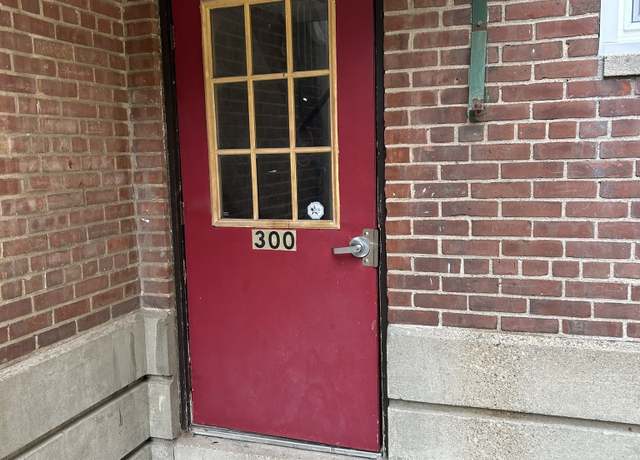 Property at 300 N Bishop Ave Unit 94-18, Bridgeport, CT 06610, 1 bed, 1 bath