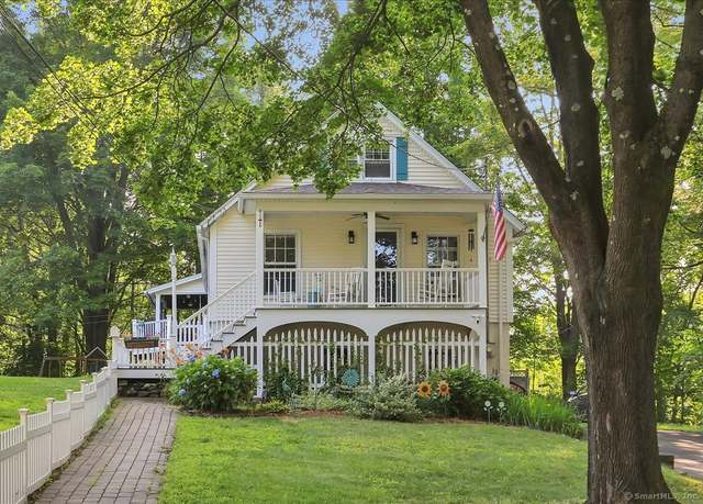 Property at 202 Plainville Ave, Farmington, CT 06085, 3 beds, 2 baths