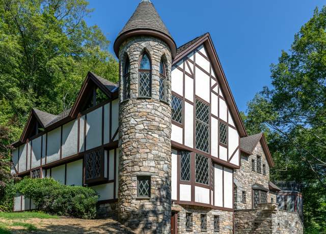 Property at 13 Cobble Heights Rd, Kent, CT 06757, 4 beds, 3.5 baths