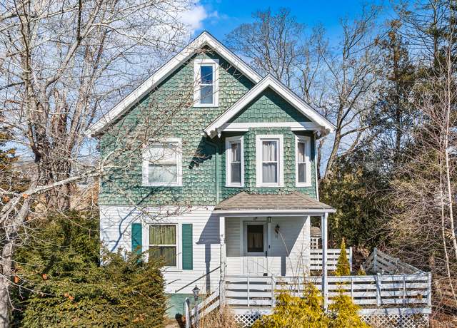 Property at 18 Maxson St, Groton, CT 06355, 4 beds, 2 baths