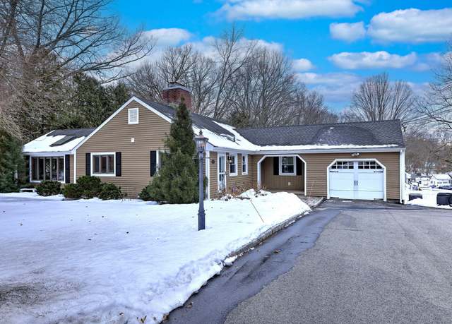 Property at 28 Skyline Dr, Southington, CT 06489, 3 beds, 2.5 baths