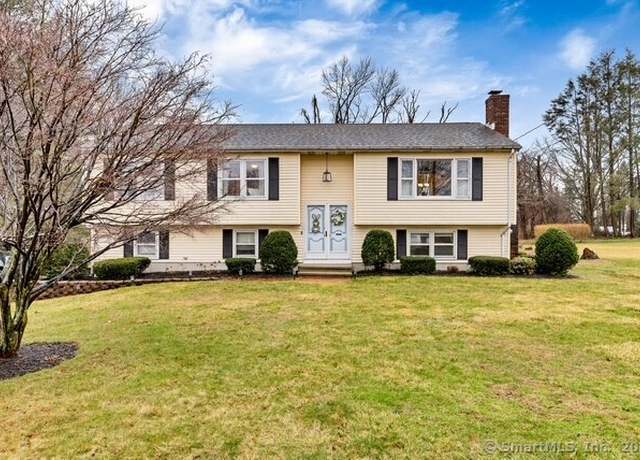 Property at 30 Turner Dr, North Haven, CT 06473, 3 beds, 2.5 baths