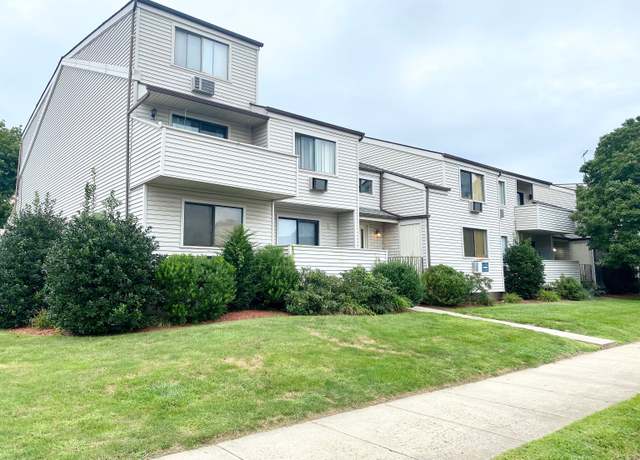 Property at 252 Harlem Ave Unit B4, Bridgeport, CT 06606, 1 bed, 1 bath