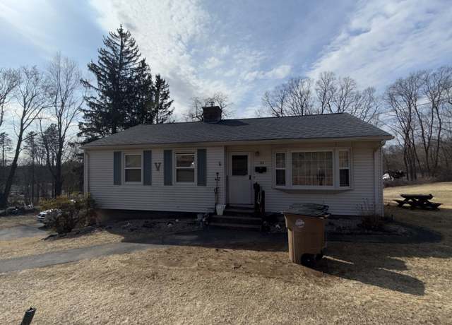 Property at 33 Country Ln, Vernon, CT 06066, 3 beds, 1 bath