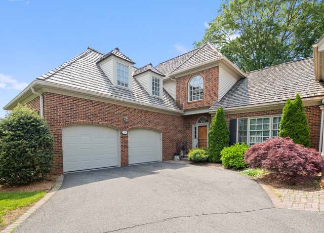 Property at 184 Stillson Rd #184, Fairfield, CT 06825, 3 beds, 3.5 baths