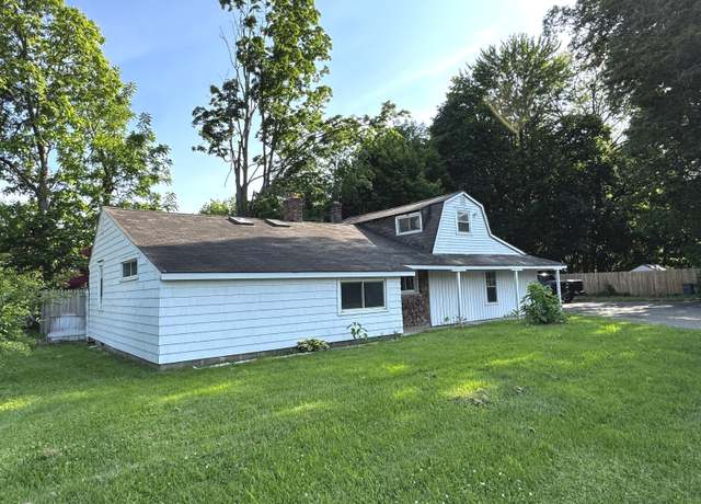 Property at 16-1/2 Maple St, Plainville, CT 06062, 3 beds, 1 bath