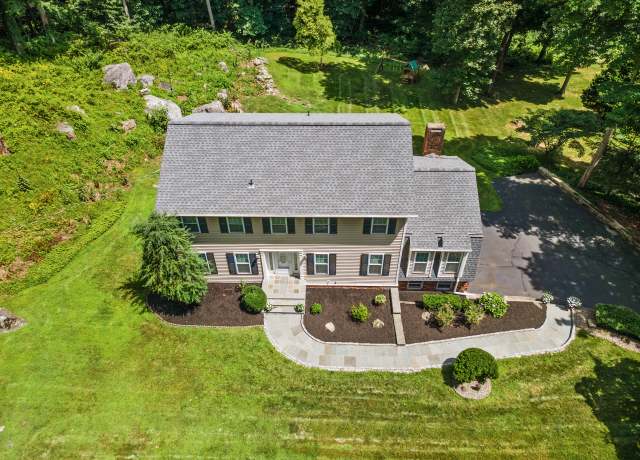 Property at 3A Boyce Rd, Danbury, CT 06811, 4 beds, 2.5 baths
