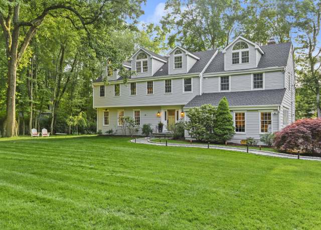 Property at 28 Carriage Dr, Stamford, CT 06902, 5 beds, 3.5 baths