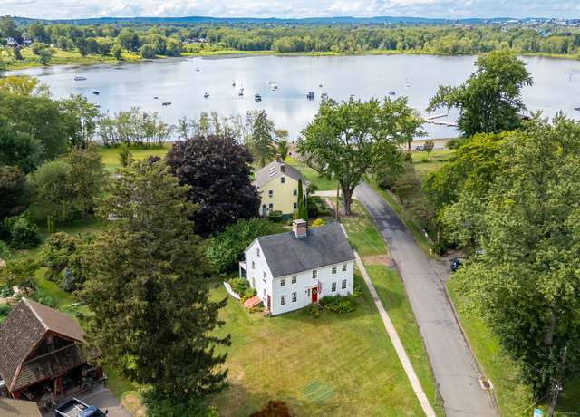 Property at 493 Main St, Wethersfield, CT 06110, 4 beds, 1.5 baths