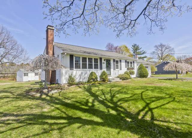 Property at 46 Kibbe Dr, Somers, CT 06071, 3 beds, 1 bath