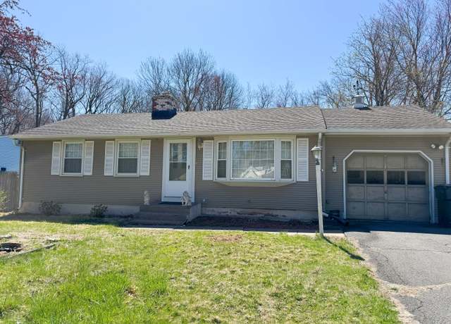 Property at 809 Burnham St, East Hartford, CT 06108, 2 beds, 1 bath