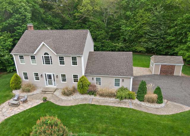 Property at 273 New London Rd, Colchester, CT 06415, 3 beds, 2.5 baths