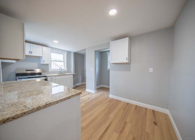 Property at 56 Huntington St, New London, CT 06320, 5 beds, 1.5 baths