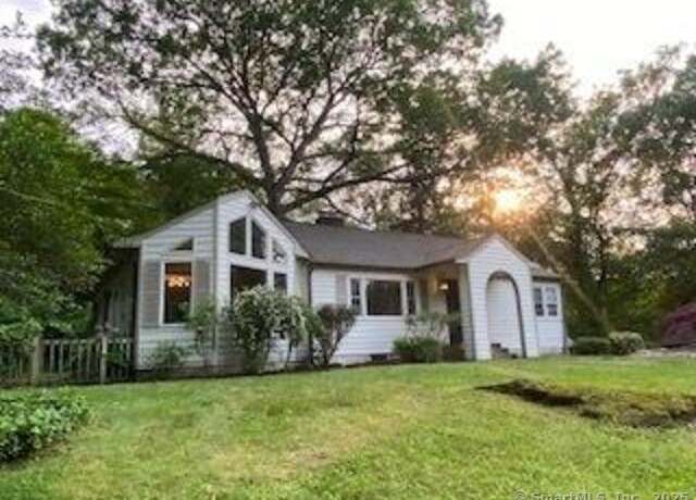 Property at 7 White Birch Rd, Wilton, CT 06897, 2 beds, 2 baths