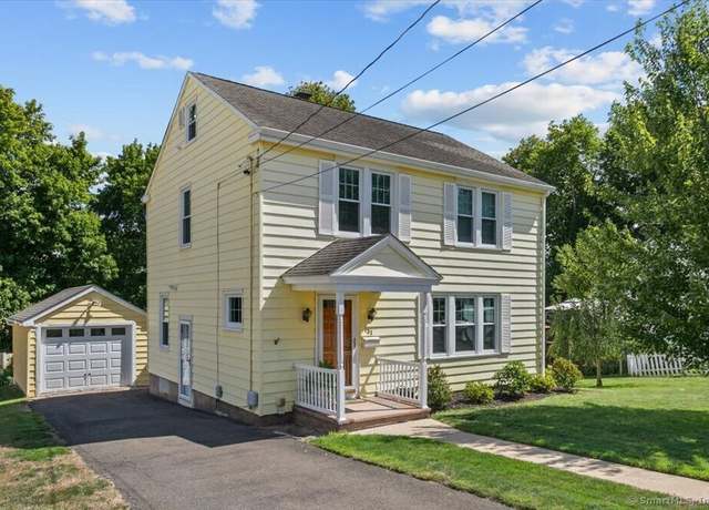 Property at 133 Pelham Ave, Hamden, CT 06518, 3 beds, 1.5 baths