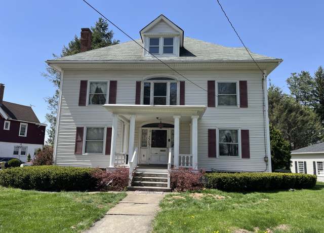 Property at 225 Vine St, New Britain, CT 06052, 4 beds, 3.5 baths