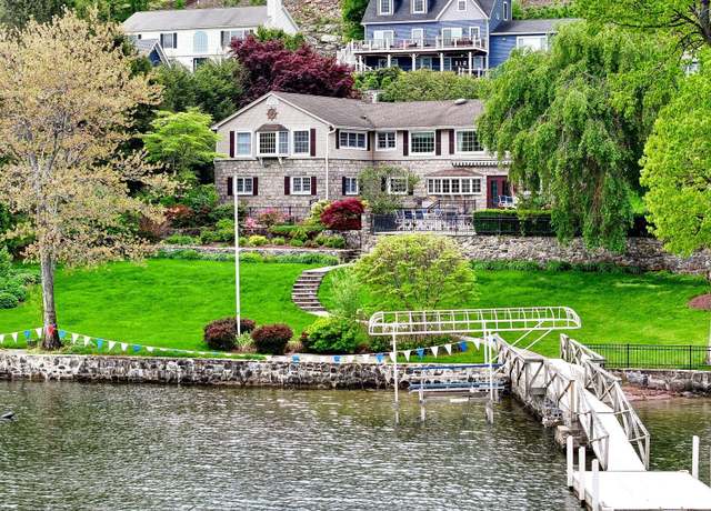 Property at 84 N Lake Shore Dr, Brookfield, CT 06804, 5 beds, 4 baths
