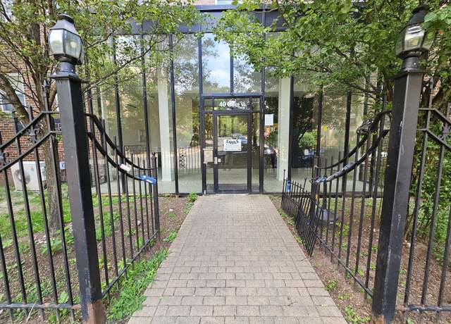 Property at 40 Owen St Apt C10, Hartford, CT 06105, 2 beds, 1 bath