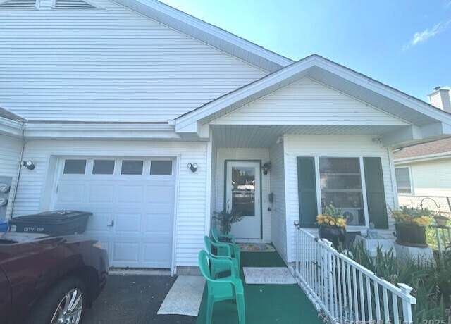 Property at 59 Margarita Dr, Hartford, CT 06106, 2 beds, 1 bath