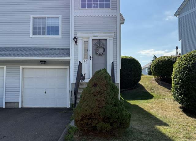 Property at 560 Silver Sands Rd #201, East Haven, CT 06512, 2 beds, 1.5 baths