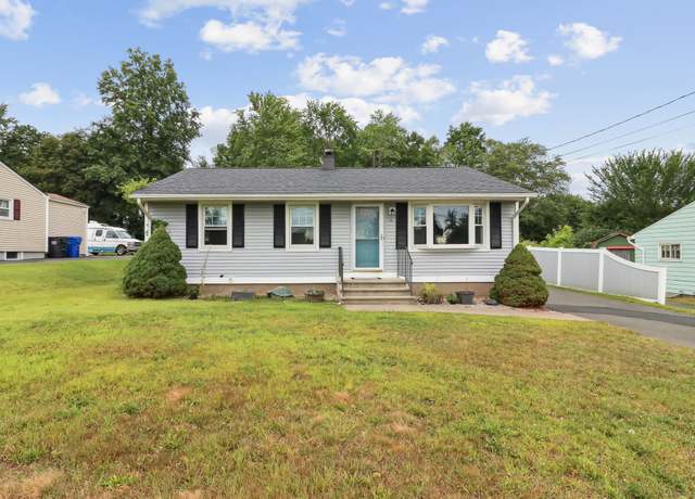 Property at 14 Prospect Hill Dr, East Windsor, CT 06088, 2 beds, 2 baths