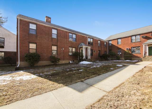Property at 218 Virginia Ave Unit C, Bridgeport, CT 06610, 3 beds, 1 bath