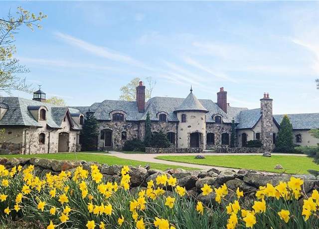 Property at 241 Black Rock Tpke, Redding, CT 06896, 6 beds, 9 baths