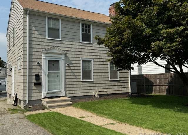 Property at 94 Glendale Ave, Bridgeport, CT 06606, 3 beds, 1 bath