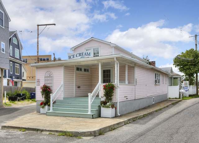 Property at 1007 Fairfield Beach Rd, Fairfield, CT 06824, 2 beds, 2 baths