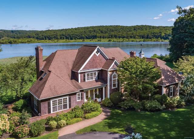 Property at 323 River Rd, Deep River, CT 06417, 5 beds, 5.5 baths