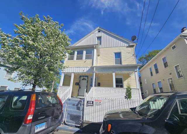 Property at 4 Tinker Ct, New London, CT 06320, 6 beds, 2 baths