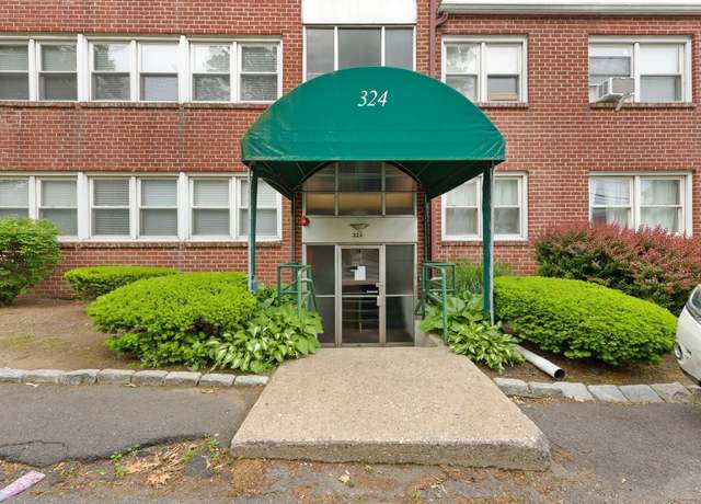 Property at 324 Strawberry Hill Ave Apt B101, Norwalk, CT 06851, 2 beds, 1 bath