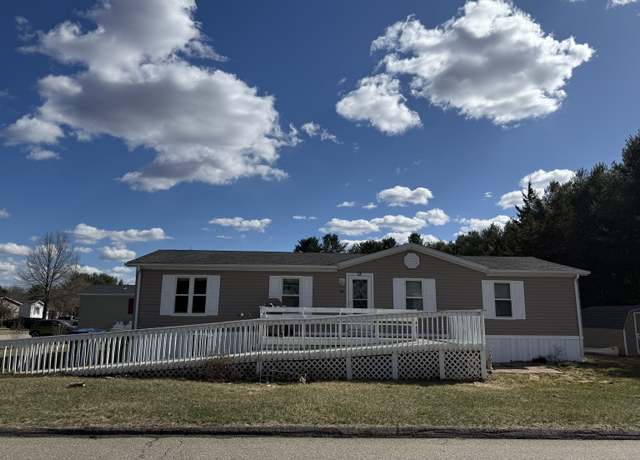 Property at 56 Circle Dr, Windham, CT 06256, 3 beds, 2 baths