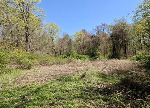 Property at 147 Middle River Rd, Danbury, CT 06811