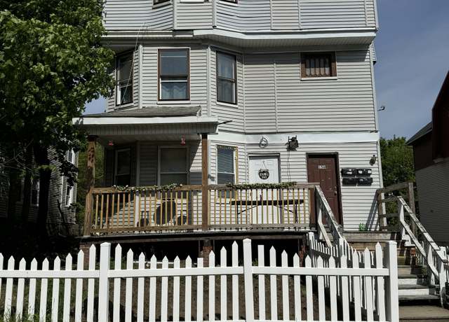 Property at 156 Hill St, Waterbury, CT 06704, 8 beds, 4 baths