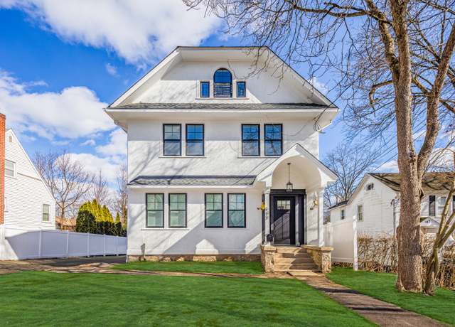 Property at 649 Newfield Ave, Stamford, CT 06905, 8 beds, 5.5 baths