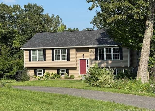 Property at 10 Hawthorne Ln, New Milford, CT 06776, 3 beds, 2.5 baths