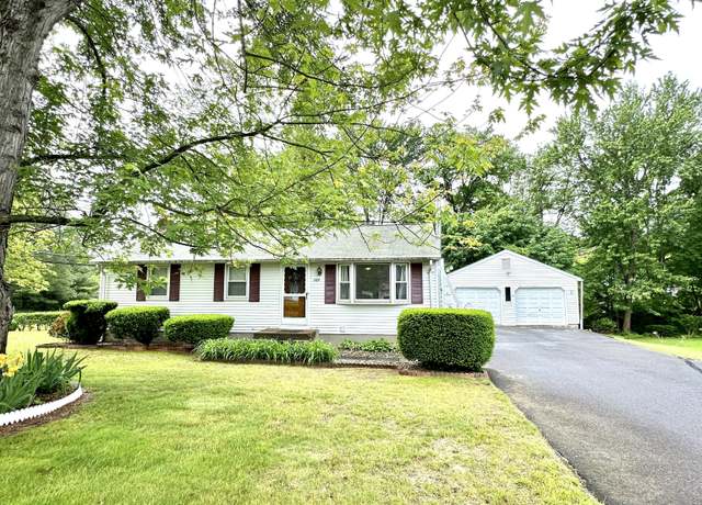 Property at 107 Montemerlo Ave, Windsor Locks, CT 06096, 3 beds, 1 bath