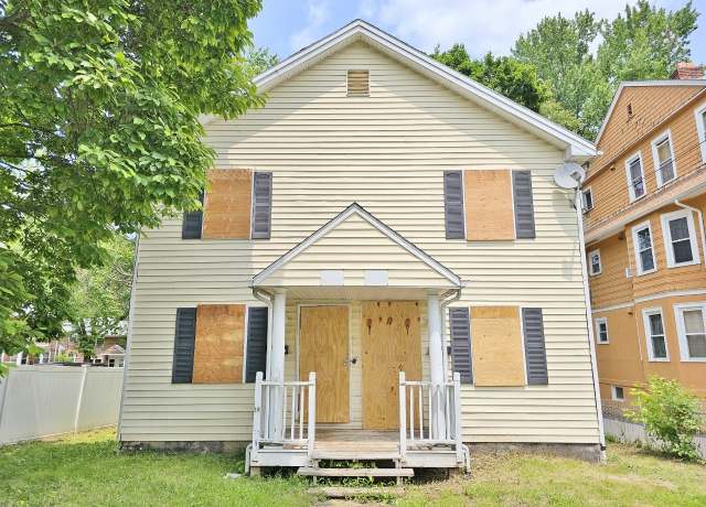 Property at 270 Capen St, Hartford, CT 06112, 6 beds, 2 baths