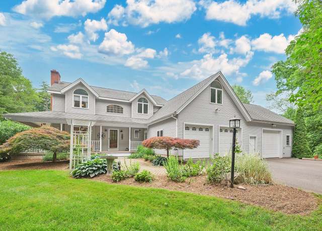 Property at 8 Brendans Way, Granby, CT 06035, 4 beds, 3.5 baths