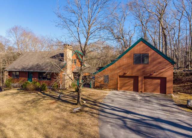 Property at 124 Elmdale Rd, Canterbury, CT 06331, 4 beds, 4 baths