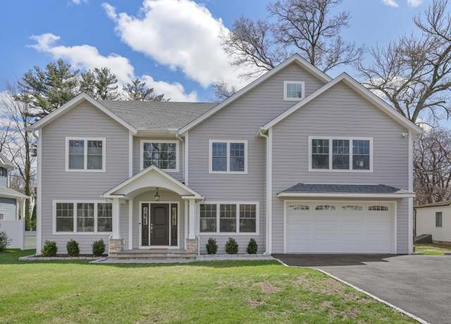 Property at 52 Morningside Dr, Greenwich, CT 06830, 5 beds, 4.5 baths