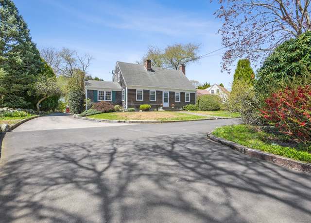 Property at 464 Greenhaven Rd, Stonington, CT 06379, 3 beds, 2 baths